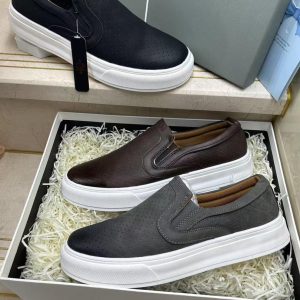 Odogwu men sneakers