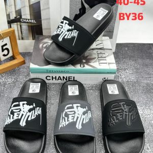 Men slide palm
