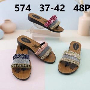 Ladies jelly slippers 2