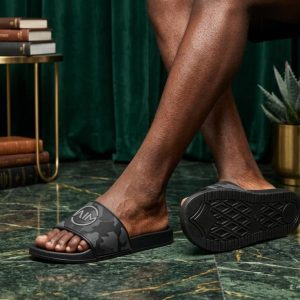 Leather men palm 2