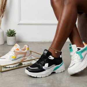 Ladies sneakers 1