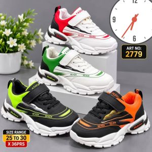 Boys sneaker 1