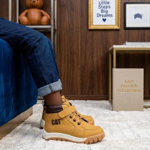 Boy ankle sneakers